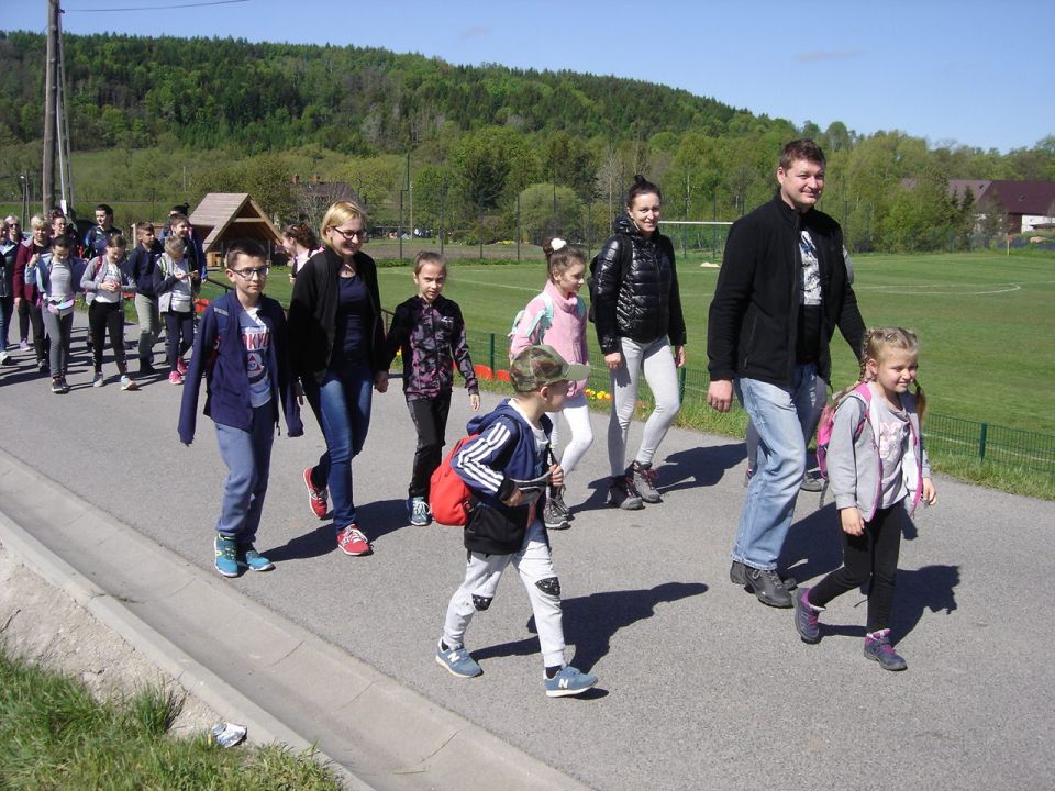 Rozpocz�cie rajdu w Witkowie d003 - PTTK Strzelin