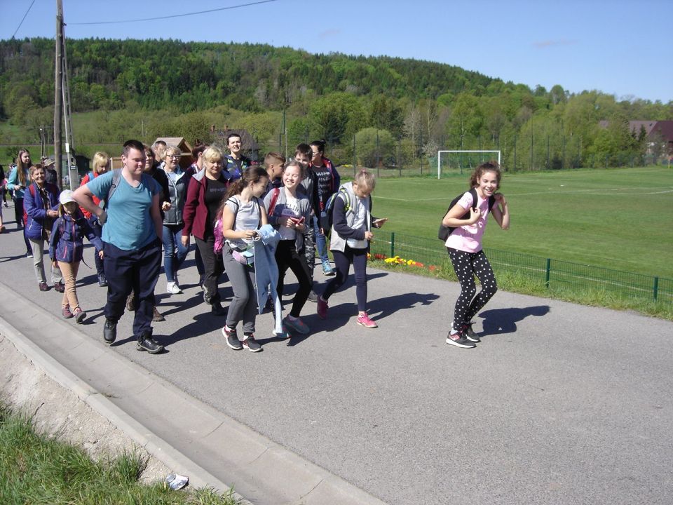 Rozpocz�cie rajdu w Witkowie d004 - PTTK Strzelin