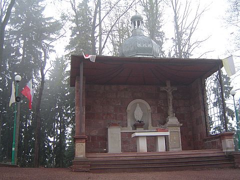 Sanktuarium Matki Bo�ej Bolesnej na G�rze Wszystkich �wi�tych