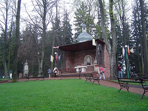 Sanktuarium Matki Bo�ej Bolesnej na G�rze Wszystkich �wi�tych