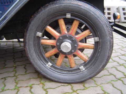 Samoch�d weselny na Ko�cielcu s019 - PTTK Strzelin