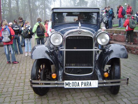 Samoch�d weselny na Ko�cielcu s020 - PTTK Strzelin