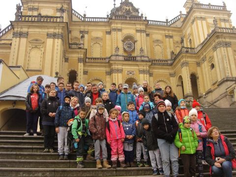 Sanktuarium Matki Bo�ej Wambierzyckiej s003 - PTTK Strzelin