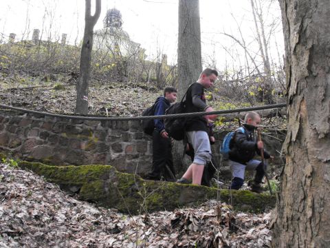 Zej�cie do S�upca s057 - PTTK Strzelin