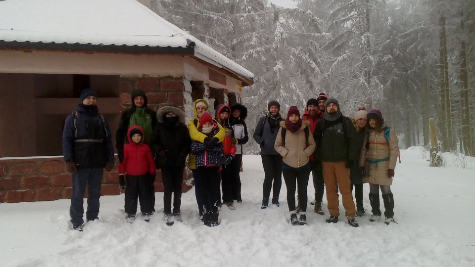 Wie�a na W�odzickiej G�rze d017 - PTTK Strzelin