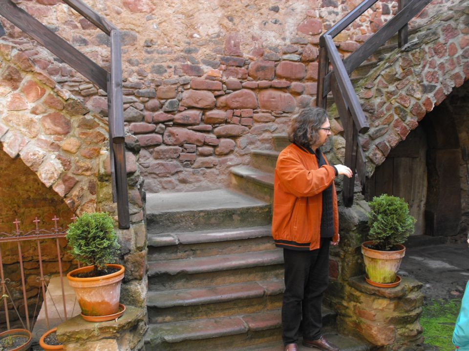 Zamek Kapitanowo w Ścinawce Średniej s003 - PTTK Strzelin