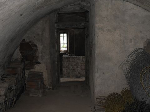 Zamek Kapitanowo w Ścinawce Średniej
 s10 - PTTK Strzelin