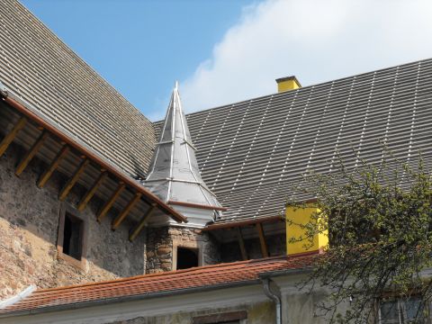 Zamek Kapitanowo w Ścinawce Średniej
 s49 - PTTK Strzelin