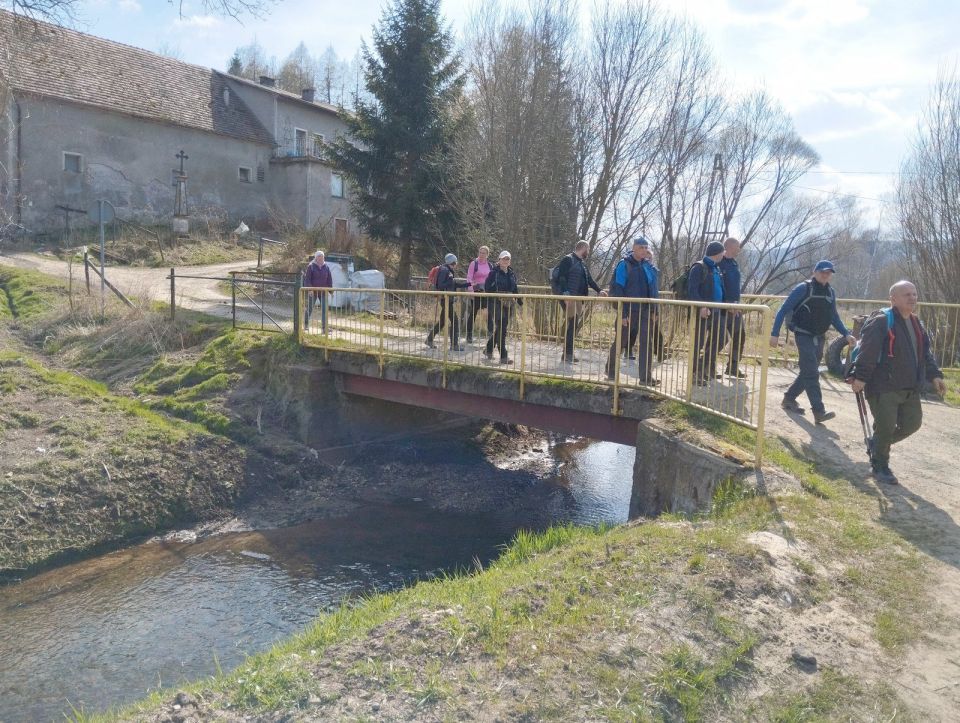 Wycieczka w Zawory dz127 - PTTK Strzelin