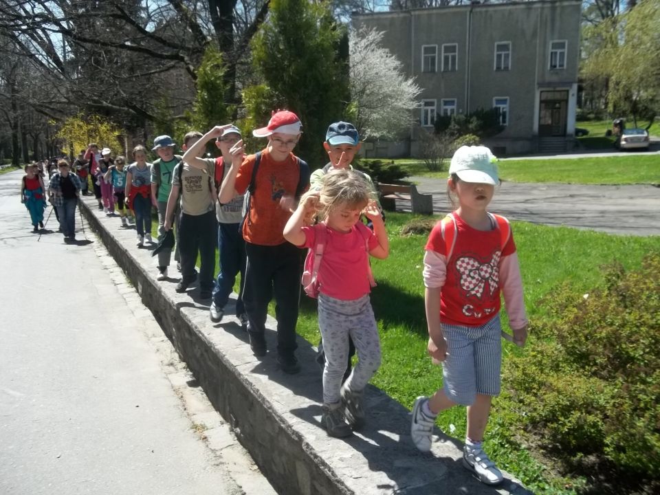 Wycieczka w Góry Złote s002 - PTTK Strzelin