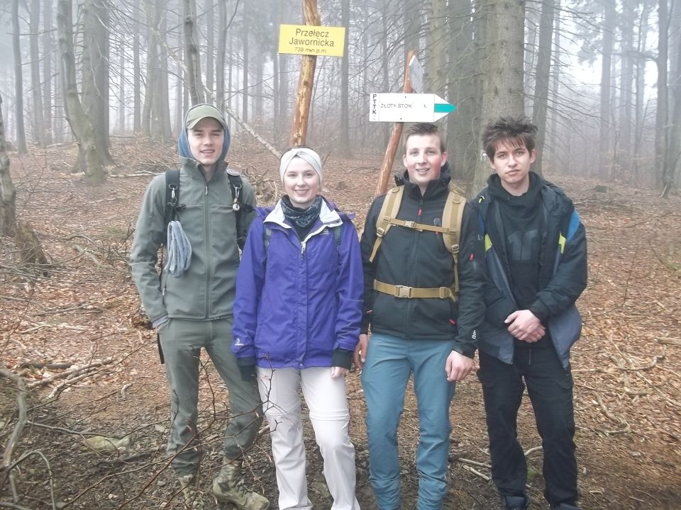 Wycieczka w Góry Złote s002 - PTTK Strzelin