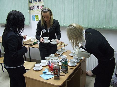 XIII Konkurs Turystyczno-Krajoznawczy o Ziemi Strzeli�skiej