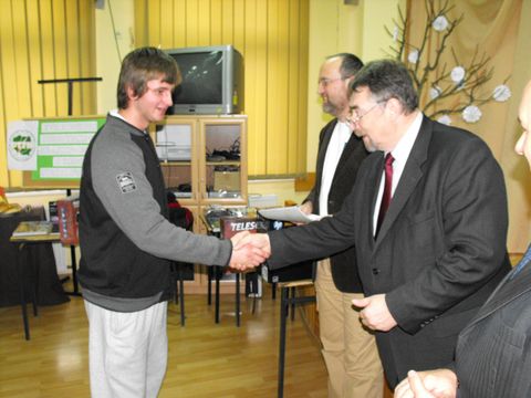 XVII Konkurs Turystyczno-Krajoznawczy o Ziemi Strzeli�skiej s101 - PTTK Strzelin