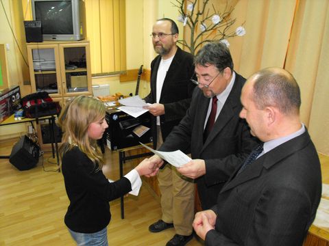 XVII Konkurs Turystyczno-Krajoznawczy o Ziemi Strzeli�skiej s103 - PTTK Strzelin