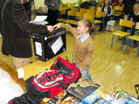 XVII Konkurs Turystyczno-Krajoznawczy o Ziemi Strzeli�skiej s106 - PTTK Strzelin