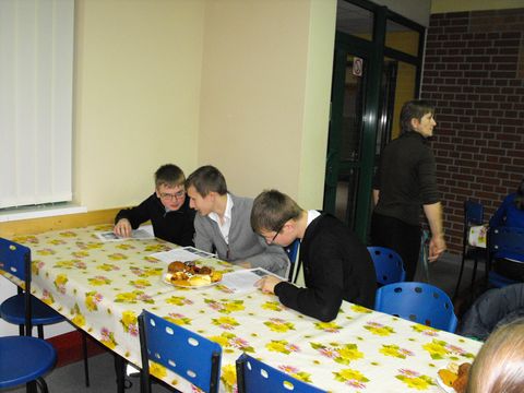 XVIII Konkurs Turystyczno-Krajoznawczy o Ziemi Strzeli�skiej s034 - PTTK Strzelin